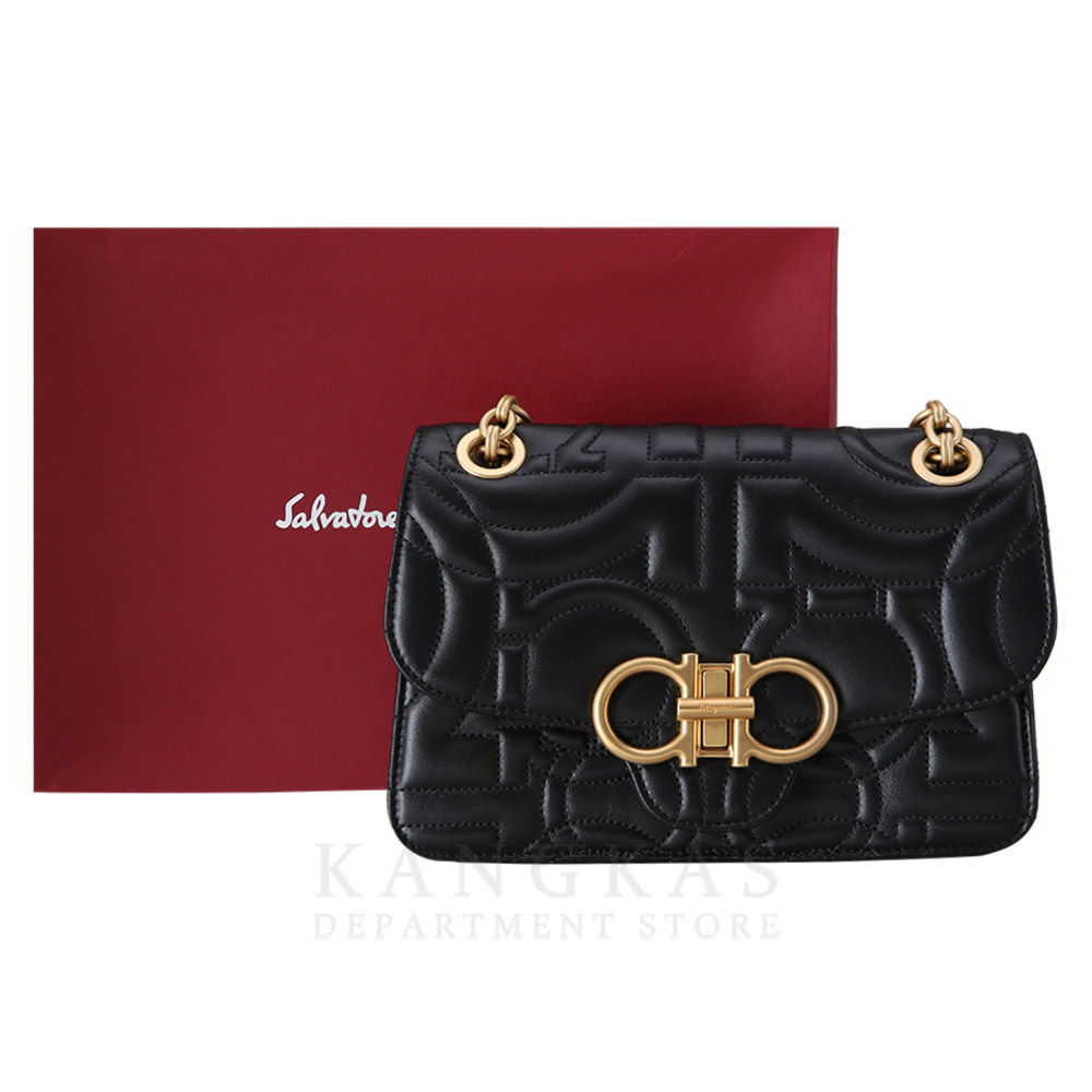 FERRAGAMO(USED)페레가모 21H153 간치니 퀼팅 플랩백